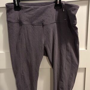 Women’s Cala cropped leggings size L